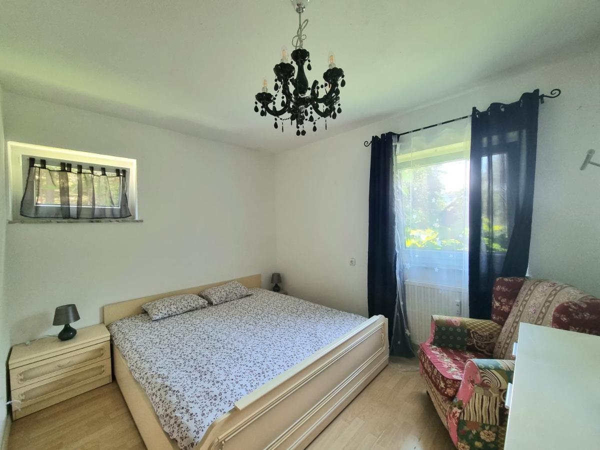 Lovely Spacious Apartment-80M2-Old Style-Tourist Area Rauth Екстериор снимка