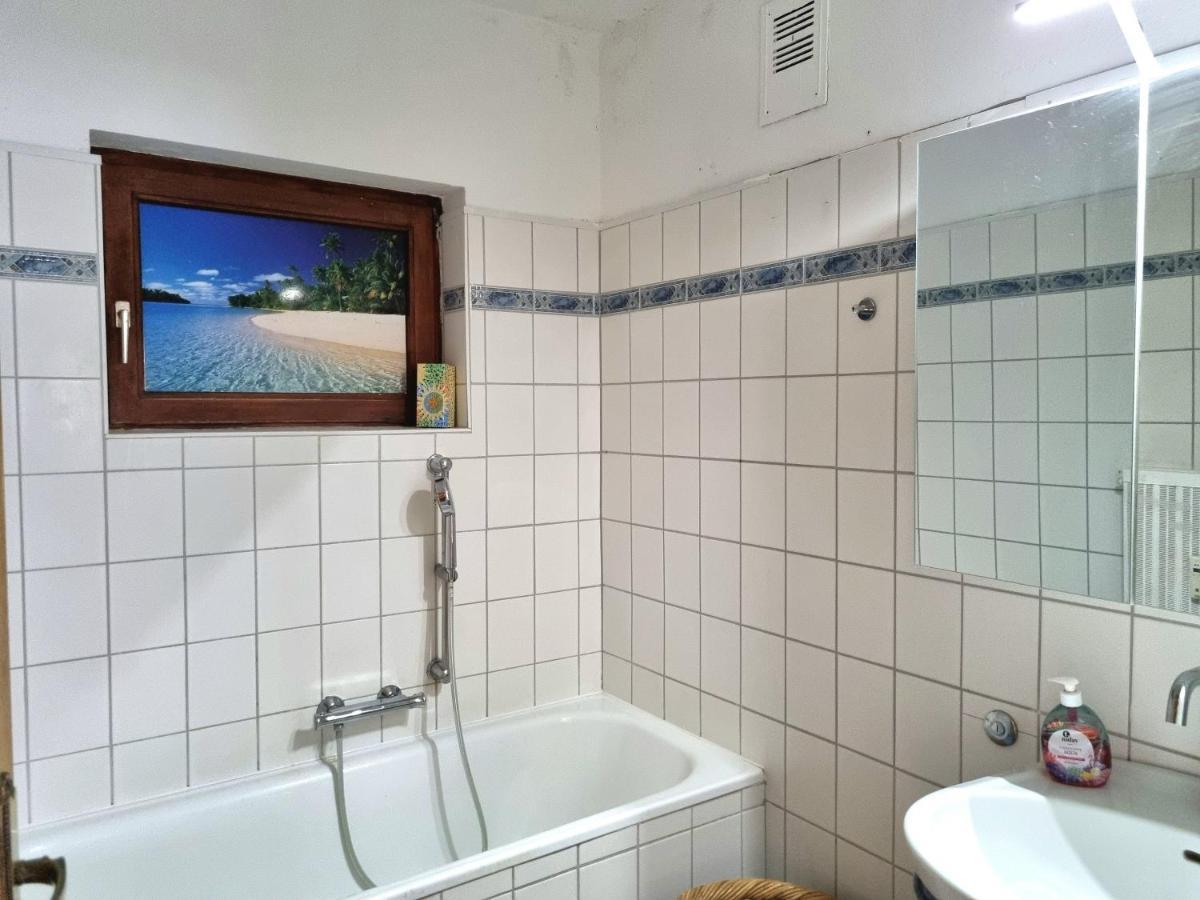 Lovely Spacious Apartment-80M2-Old Style-Tourist Area Rauth Екстериор снимка